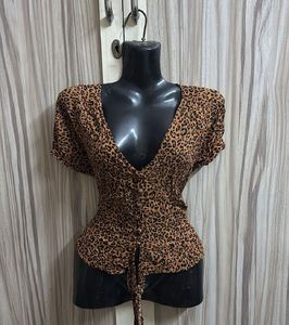 Leopard Print V-Neck Top