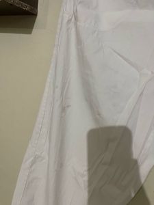 Aesthetic outfit with white pants