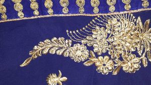 Elegant Navy Blue Saree With Blouse Piece