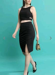 Black Side-slit Pencil Skirt