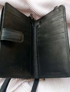 Eske Paris Leather Sling Bag