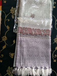 Shawl Like Stall