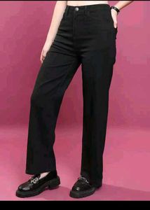 Tokyo Talkies Flared Jeans | Basics Black