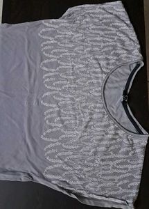 Stylish Grey Embroidered Women&#39;s T-Shirt