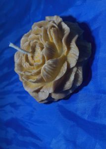 Golden Blossom Candle