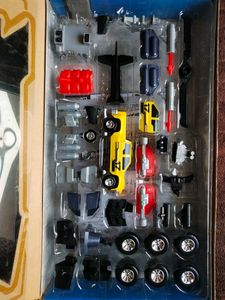 Hot Wheels - Custom Motors Deluxe Attack Pack