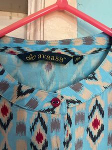 Avaasa Sleevless Kurti