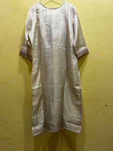 Women Embroidery Straight Kurta Set Size XL