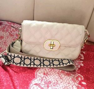 Chic Quilted Crossbody Bag
