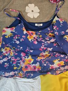 3 CROP TOPS ON SALE