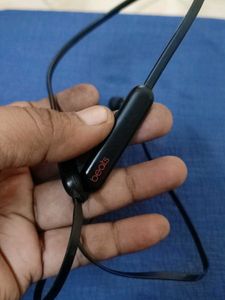 Beats neckband