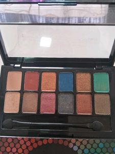 Lakme Eye Shadow Pallate (12 Shades)