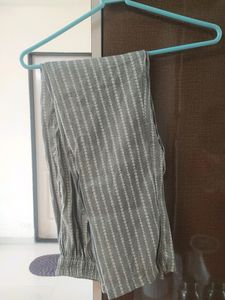 Grey Ikkat Print Kurta and Pant Set.