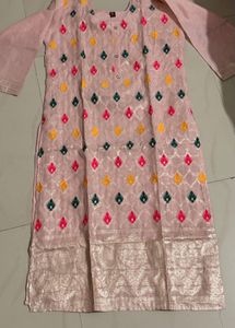 Elegant Pink Kurta Set