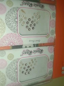 Stone Kumkum Bindi 17 Pouch Combo