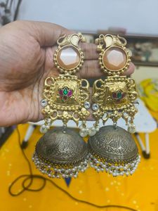 Elegant Gold Jhumka Earrings