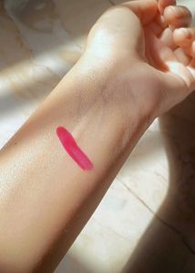 Personi Pink Magic Lip Gloss
