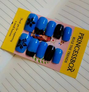 Press-On Nail Bundle