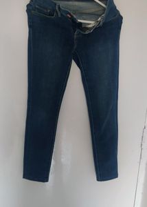 Levis Jeans Pant