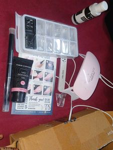 THR3E STROKES Pink Nail Extension Gel