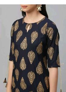 Libas Kurta Paisley Print Golden