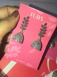 FUBS Silver Tone Earring Set