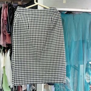 Checked Skirt With Pockets