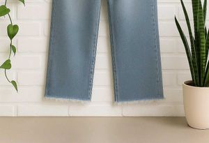 Wide Leg Denim Jeans- DNMX