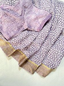 Elegant Printed Saree With Blouse