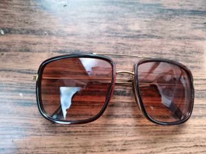 Stylish Sunglasses Of Iron Man Style brown tint