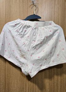 Cute Heart Print Shorts
