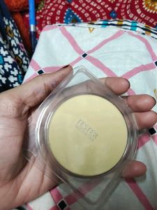Lakme 9 To 5 Compact Powder