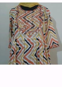 Women&#39;s Naira Cut Kurti Set