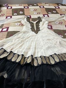 Elegant Anarkali Kurta Set