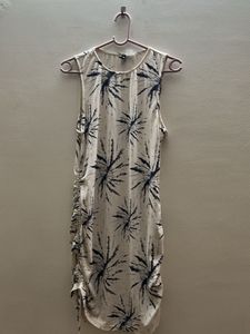 H&m printed dress with side strings