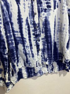 Stylish Blue Tie-Dye Blouse