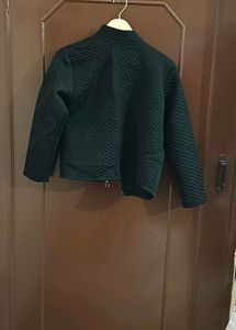 Chic Black Quilted Jacket