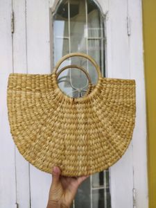 straw bag