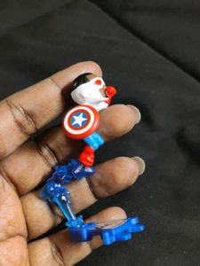 Kinder Joy Marvel Edition - Captain America (Sam)