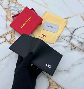 MIX BRANDED MENS PREMIUM QUALITY WALLET WD BOX