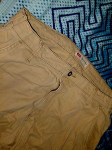 Men&#39;s Khaki Cargo Pants