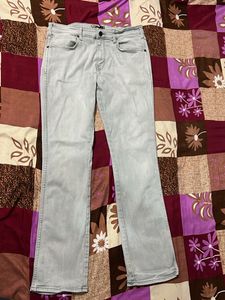 Light Wash Denim Jeans