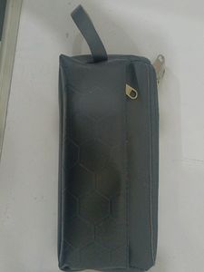 Luxurious Comfortable Stationary Pouches .