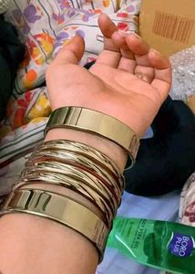 Bangles Golden