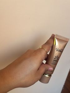 Glam21 Mousse Foundation