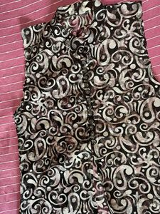 Vintage Paisley Sleeveless Shrug