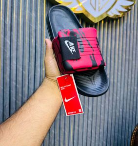 Nike offcourt sliders