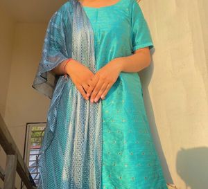 Cash Only Kurti With Dupatta