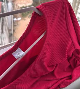 SSS viral Fitted Top