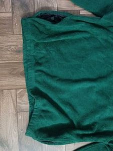Green Pullover Sweatshirt
